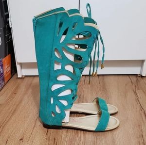 Bella Marie Solo-15 Cut Out Gladiator